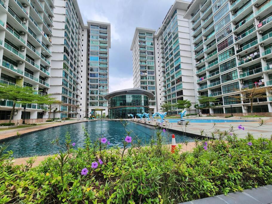 2-4 Pax Spacious Living @ Mount Austin, Jb #02 Johor Bahru Dış mekan fotoğraf